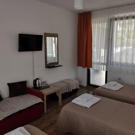 My House Hotel 2*