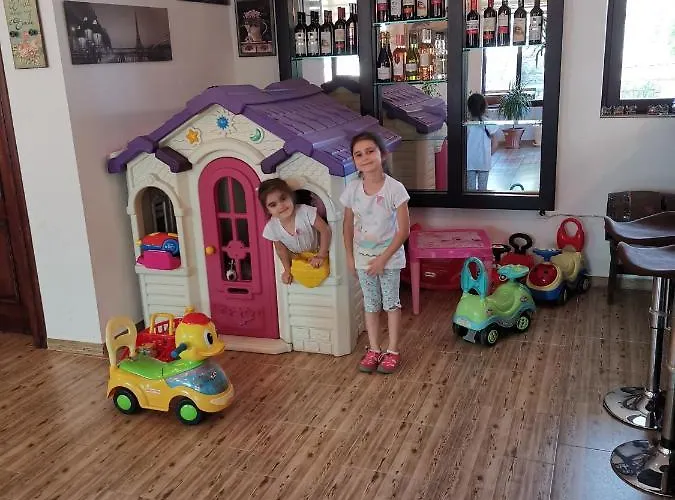 My House 2* Kŭrdzhali